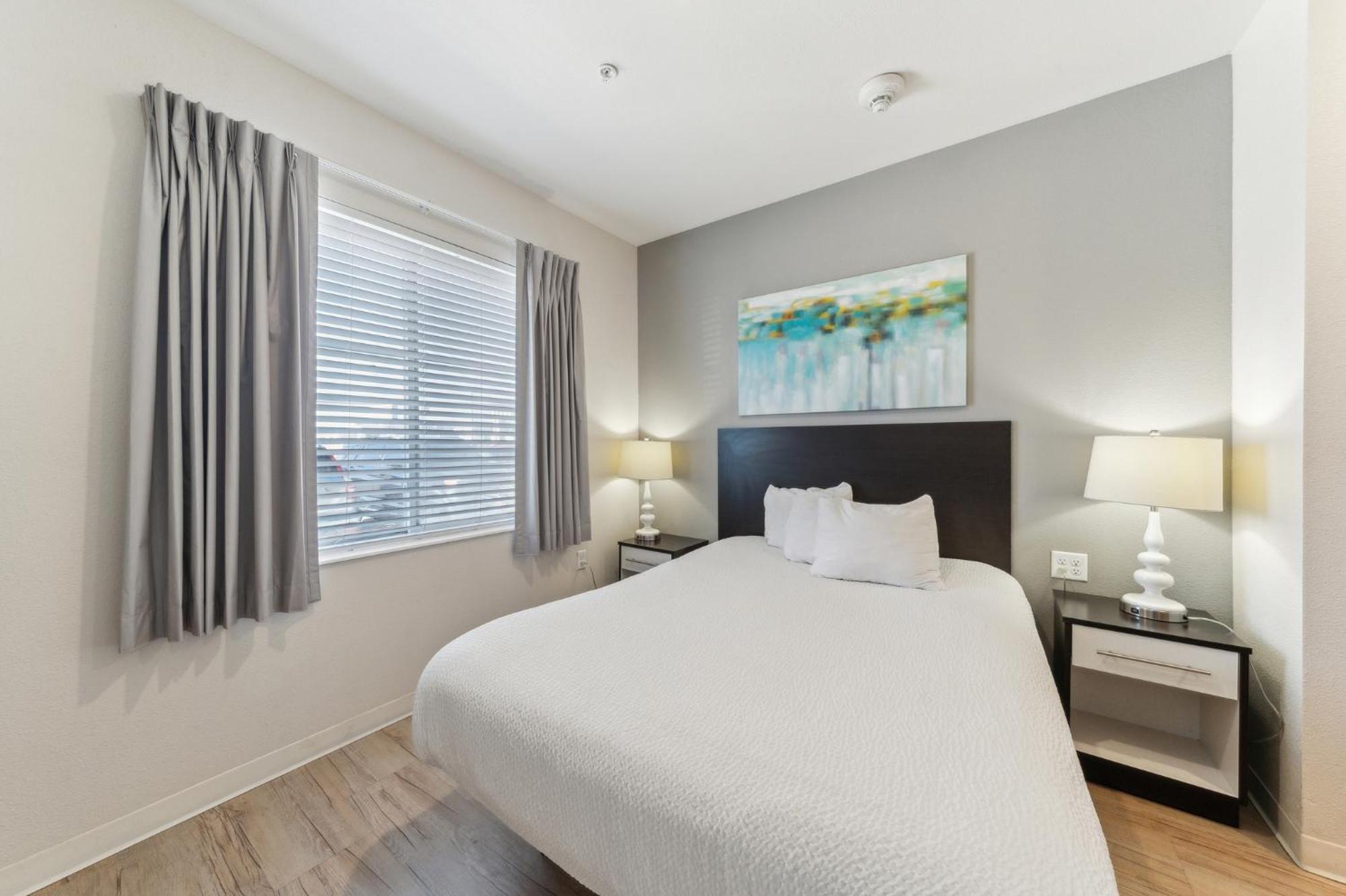 Chic 1 Bedroom I Pool I Gym! * San Antonio