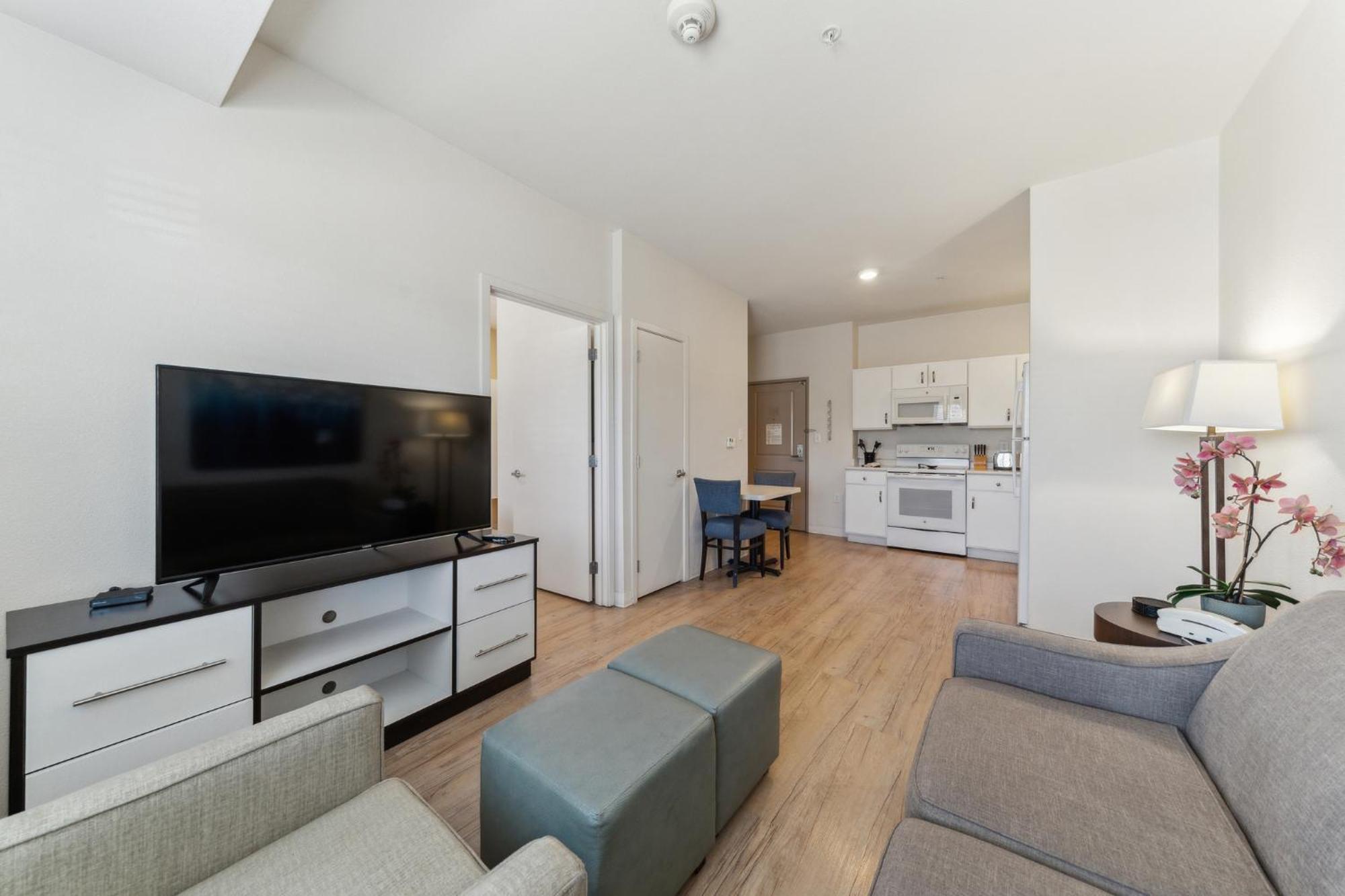 Chic 1 Bedroom I Pool I Gym! * San Antonio
